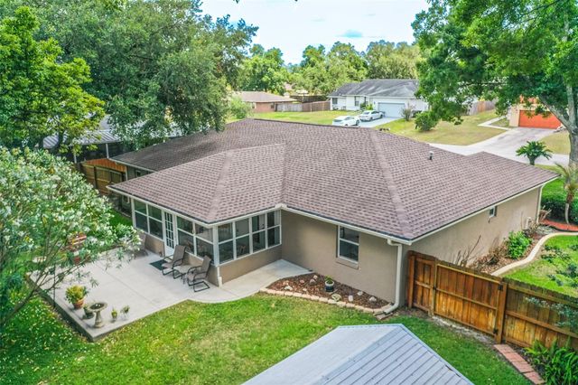744 CEDAR KNOLL DRIVE N, Lakeland, FL 33809