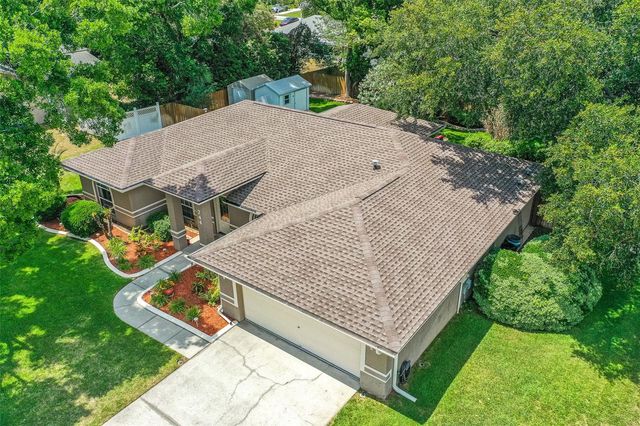 744 CEDAR KNOLL DRIVE N, Lakeland, FL 33809