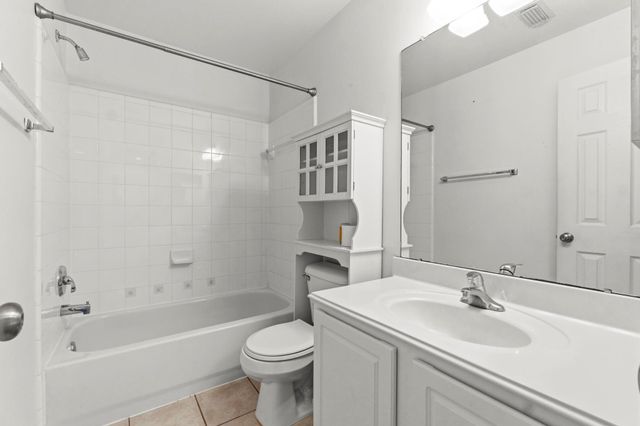 149 E Summerhaze Circle, The Woodlands, TX 77382