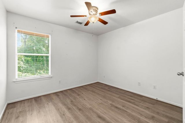 149 E Summerhaze Circle, The Woodlands, TX 77382