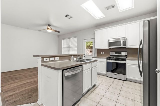 149 E Summerhaze Circle, The Woodlands, TX 77382
