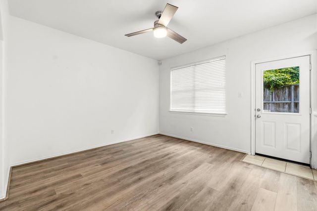 149 E Summerhaze Circle, The Woodlands, TX 77382
