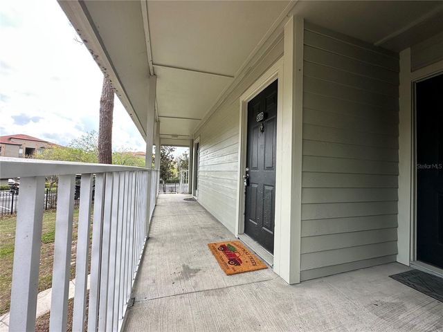 6004 WESTGATE DRIVE 301, Orlando, FL 32835