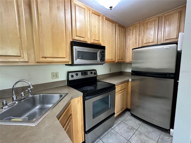 6004 WESTGATE DRIVE 301, Orlando, FL 32835