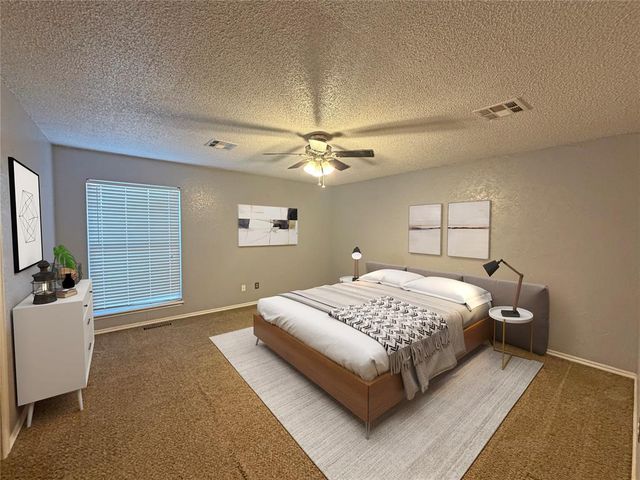 1425 NE 25th Street, Moore, OK 73160