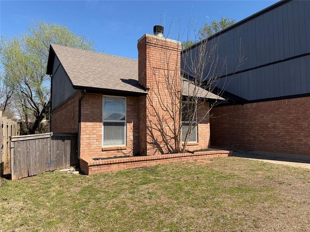 1425 NE 25th Street, Moore, OK 73160