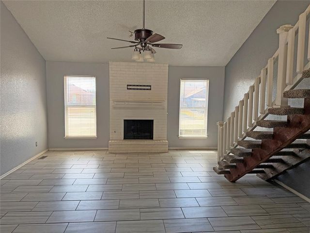 1425 NE 25th Street, Moore, OK 73160