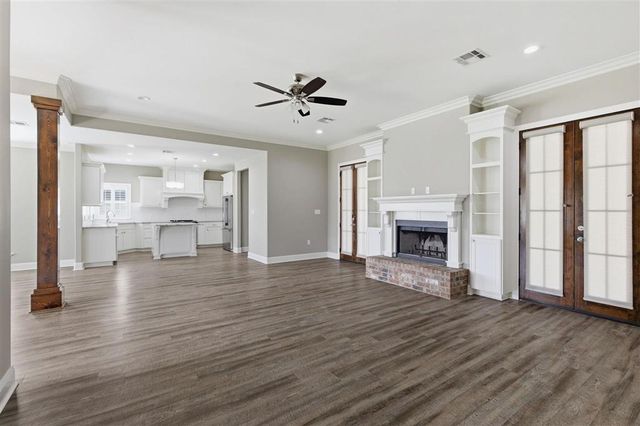 1255 Ravenhurst Drive, Lake Charles, LA 70611