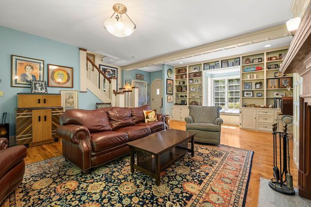 3 Rebekahs Way, Hollis, NH 03049