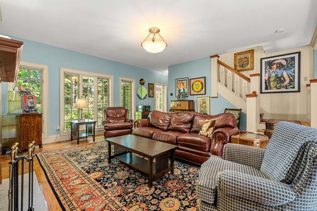 3 Rebekahs Way, Hollis, NH 03049