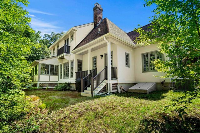 3 Rebekahs Way, Hollis, NH 03049