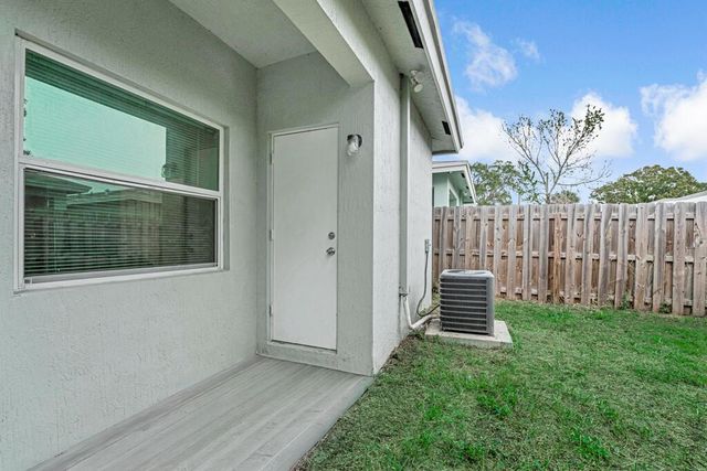 2618 Saginaw Avenue, West Palm Beach, FL 33409