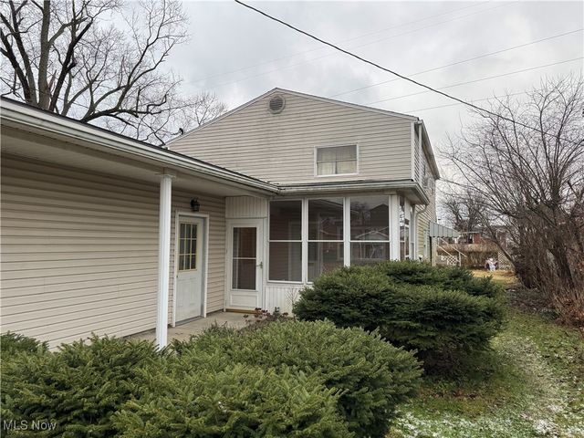 514 21st Street, Vienna, WV 26105