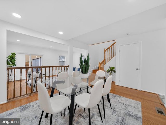 7417 WHERNSIDE ST, Lorton, VA 22079