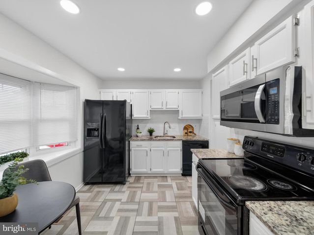 7417 WHERNSIDE ST, Lorton, VA 22079