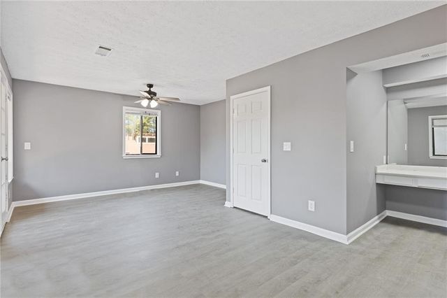 836 Lake Hollow Boulevard, Marietta, GA 30064