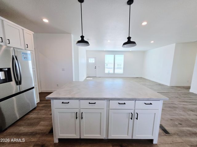 33016 W Cambridge Avenue, Tonopah, AZ 85354