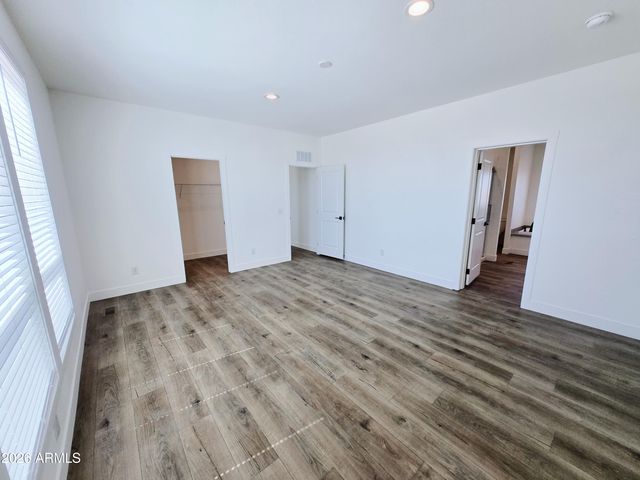 33016 W Cambridge Avenue, Tonopah, AZ 85354