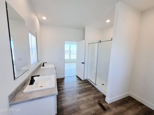 33016 W Cambridge Avenue, Tonopah, AZ 85354