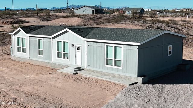 33016 W Cambridge Avenue, Tonopah, AZ 85354
