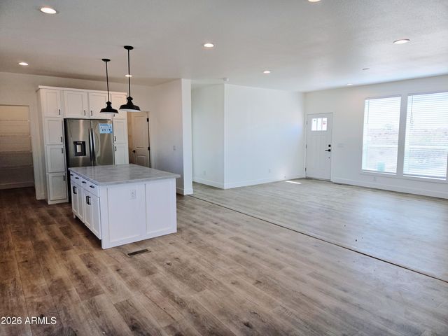 33016 W Cambridge Avenue, Tonopah, AZ 85354