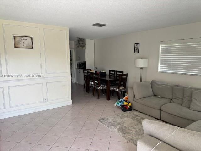 5403 NW 27th Avenue, Tamarac, FL 33309