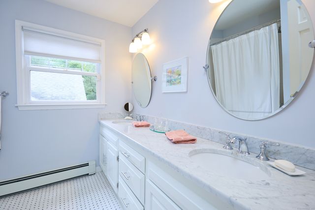 42 Trails End Road, Weston, CT 06883