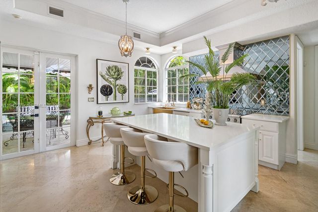 1224 Almeria Ave, Coral Gables, FL 33134