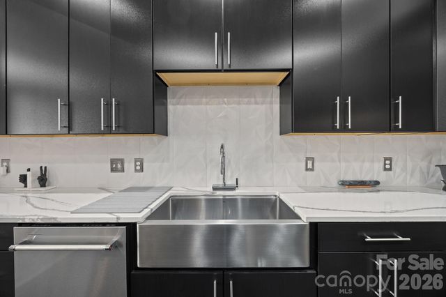 921 Westmere Avenue, Charlotte, NC 28208