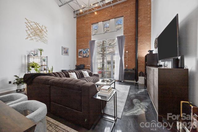 921 Westmere Avenue, Charlotte, NC 28208