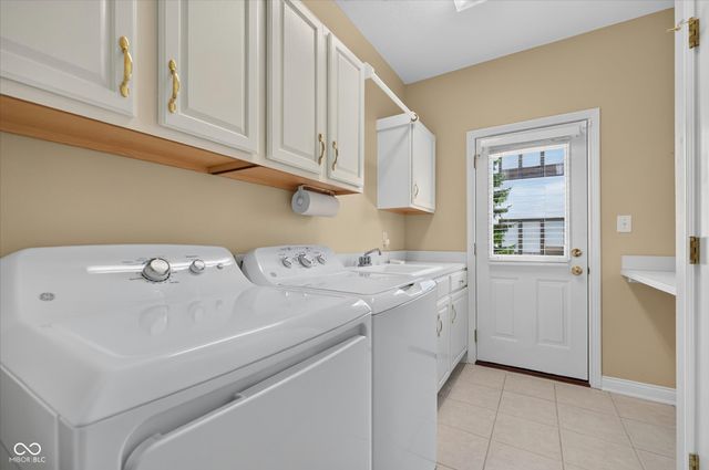 12287 Heatherstone Place, Carmel, IN 46033
