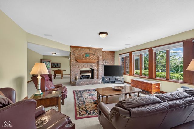 12287 Heatherstone Place, Carmel, IN 46033