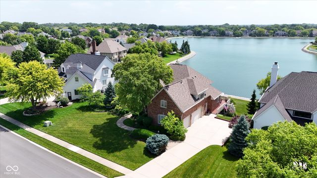12287 Heatherstone Place, Carmel, IN 46033