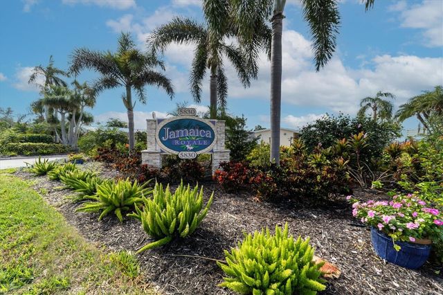 5830 MIDNIGHT PASS ROAD 107, Sarasota, FL 34242