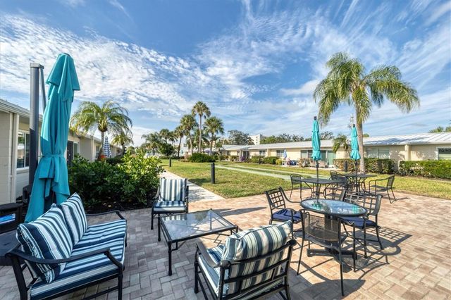 5830 MIDNIGHT PASS ROAD 107, Sarasota, FL 34242