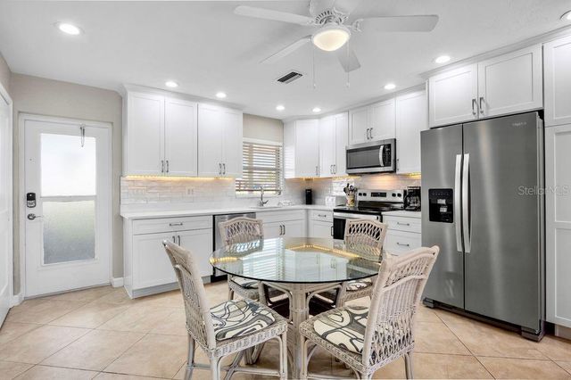 5830 MIDNIGHT PASS ROAD 107, Sarasota, FL 34242