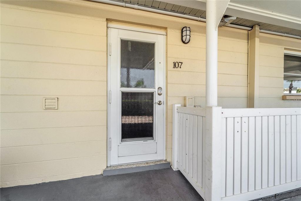 5830 MIDNIGHT PASS ROAD 107, Sarasota, FL 34242