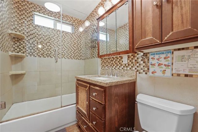 1733 Raymar Street, Santa Ana, CA 92703