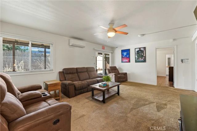 1733 Raymar Street, Santa Ana, CA 92703