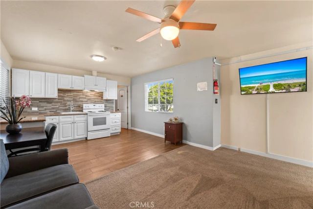 1733 Raymar Street, Santa Ana, CA 92703