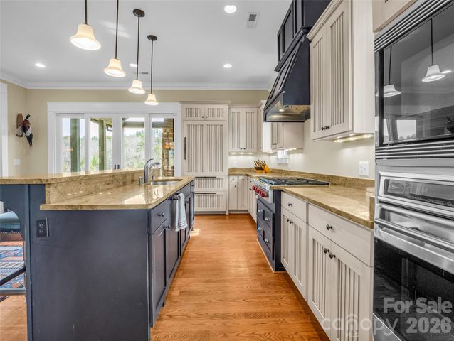 565 Chestertown Drive, Mill Spring, NC 28756