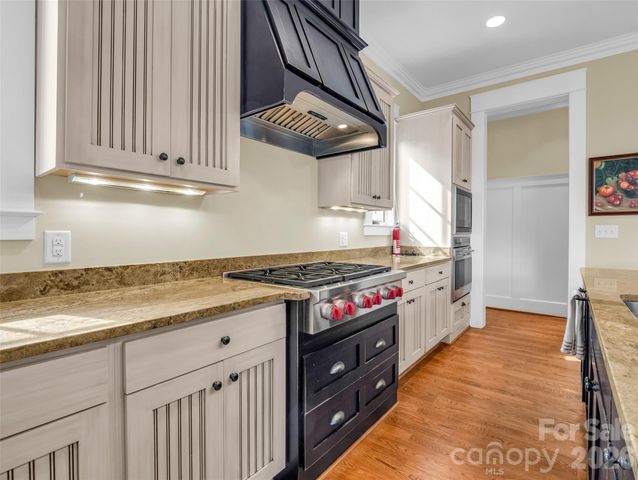 565 Chestertown Drive, Mill Spring, NC 28756