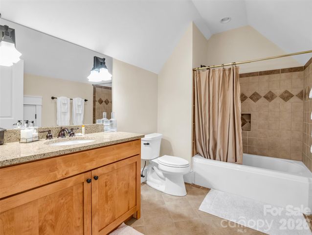 565 Chestertown Drive, Mill Spring, NC 28756