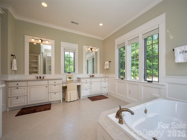 565 Chestertown Drive, Mill Spring, NC 28756