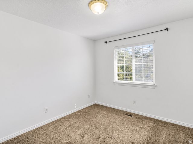 992 N INDEPENDENCE AVE, Provo, UT 84604