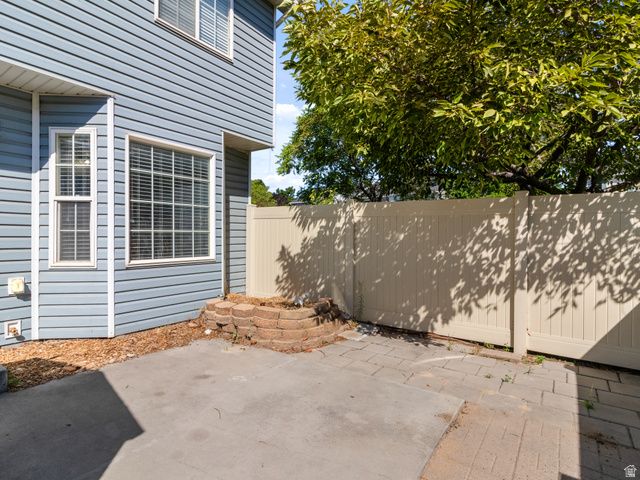 992 N INDEPENDENCE AVE, Provo, UT 84604
