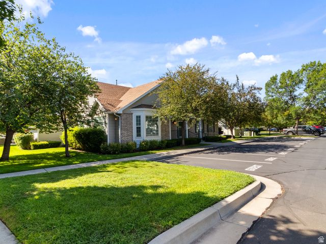 992 N INDEPENDENCE AVE, Provo, UT 84604