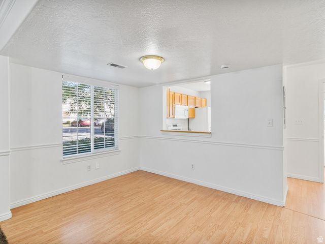 992 N INDEPENDENCE AVE, Provo, UT 84604
