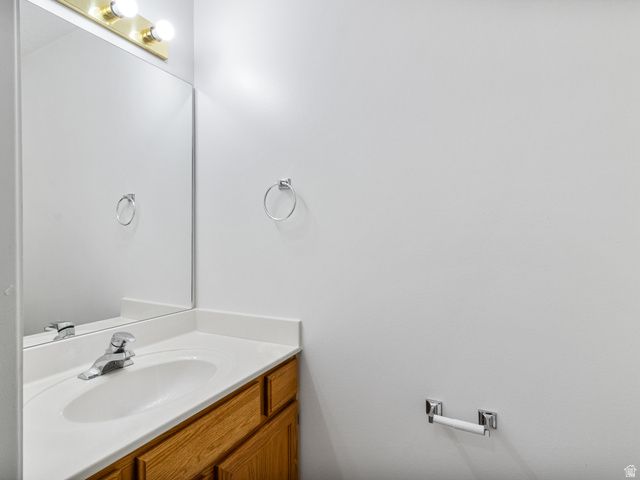 992 N INDEPENDENCE AVE, Provo, UT 84604