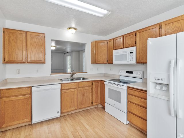 992 N INDEPENDENCE AVE, Provo, UT 84604
